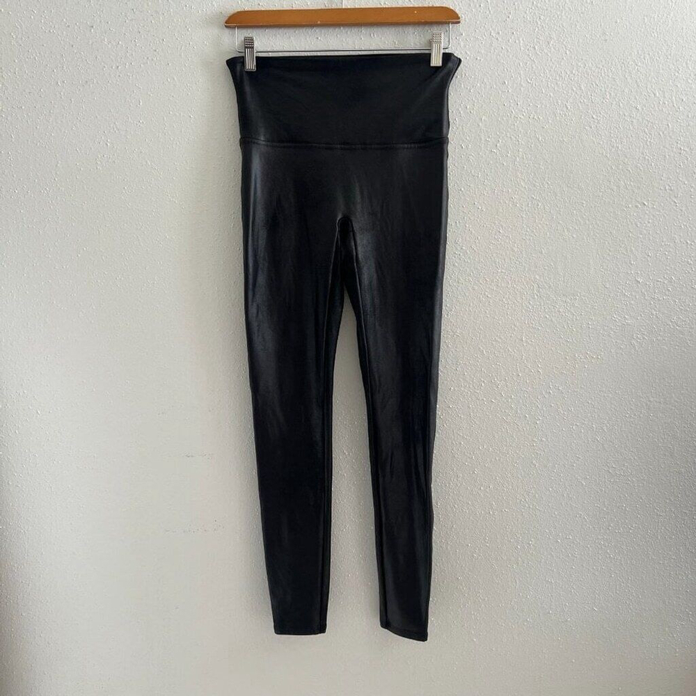 SPANX Faux Leather Leggings Size Large - Picture 2 of 5